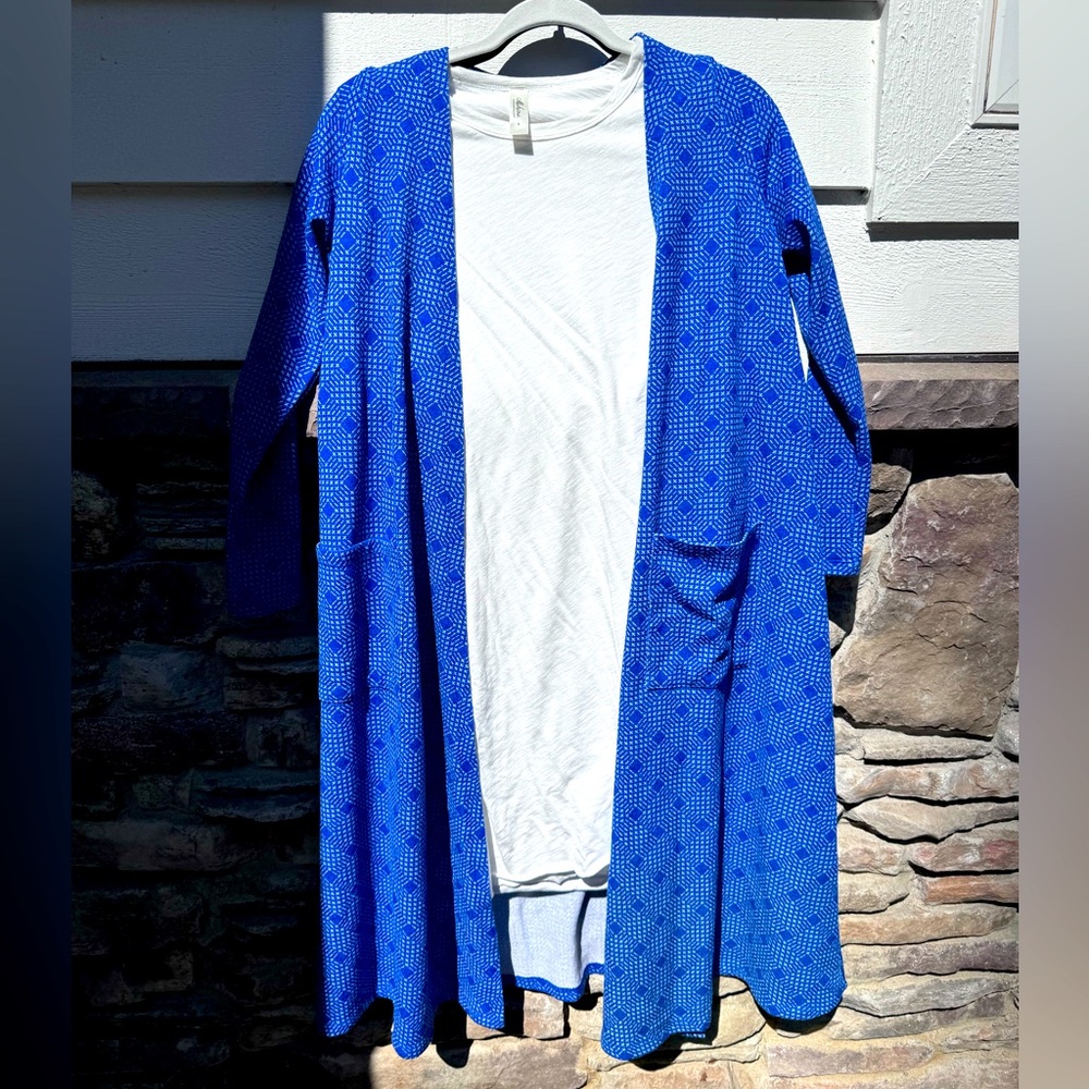 Brand New LuLaRoe Size S Sarah Cardigan